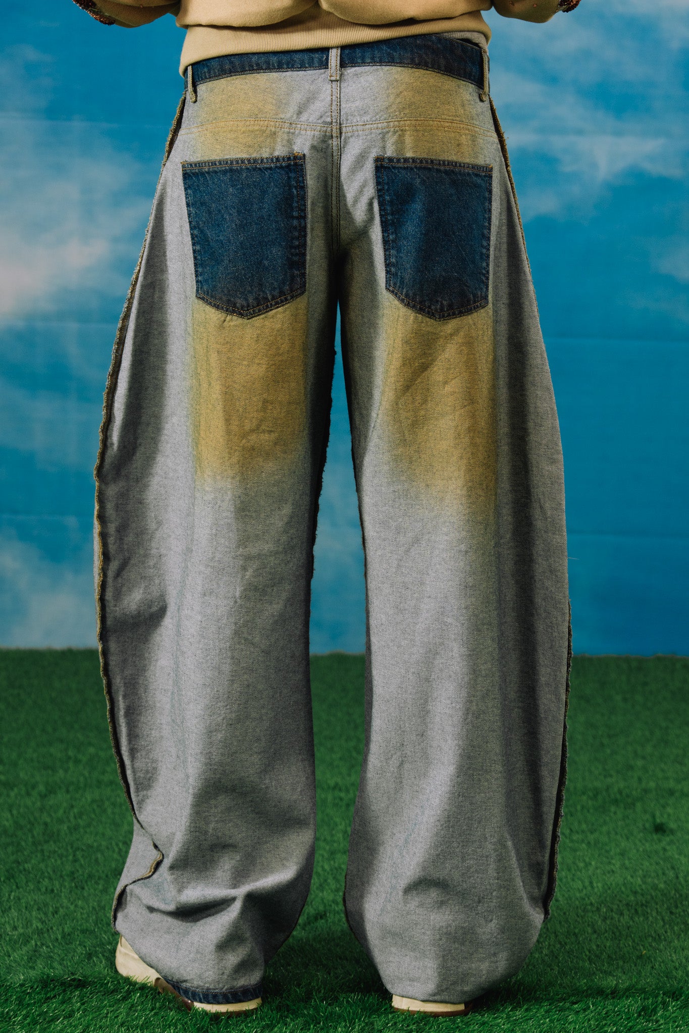 Inverse Dirty Balloon Denim