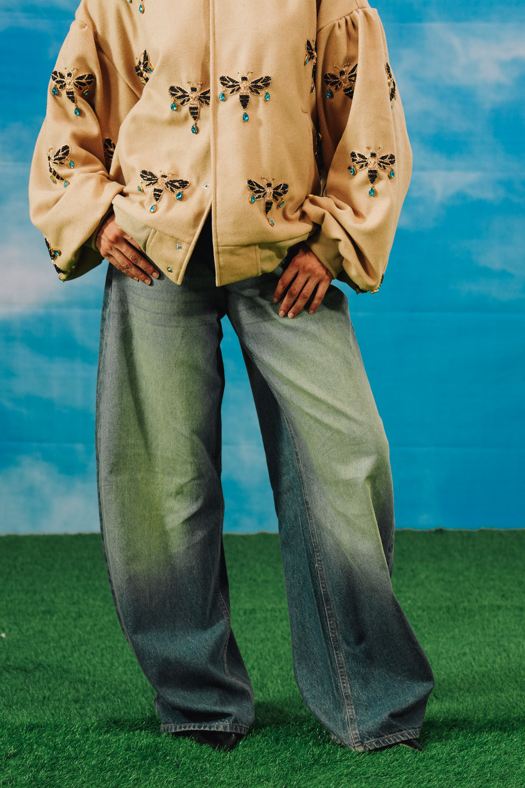 Medium Dirty Balloon Denim